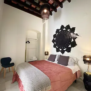 https://eva-recommends-higueras.hotelsincadiz.net